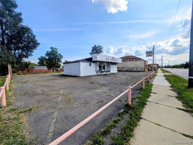 17564 Dix Road, Melvindale, MI 48122