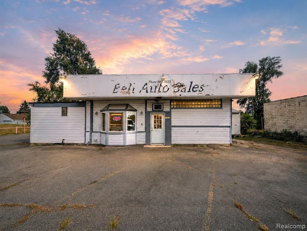 17564 Dix Road, Melvindale, MI 48122