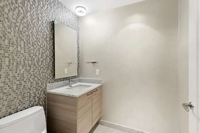 1 Franklin Street 2307, Boston, MA 02110