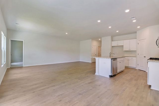 1161 Tibetan St., Conway, SC 29526