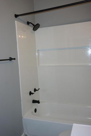 1020 E Cleveland Avenue, Hobart, IN 46342