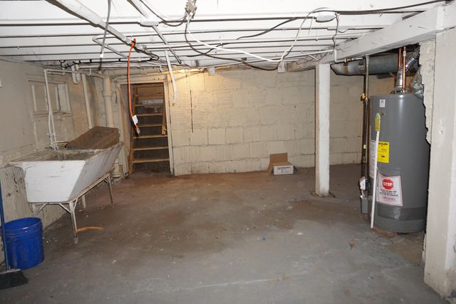 1020 E Cleveland Avenue, Hobart, IN 46342