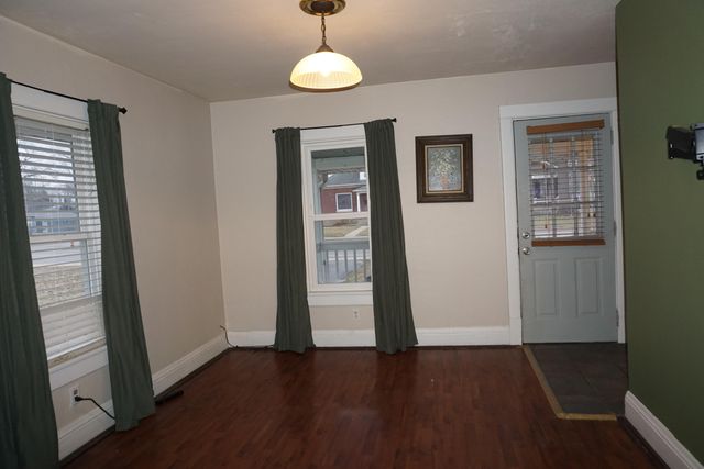 1020 E Cleveland Avenue, Hobart, IN 46342