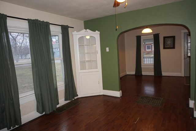 1020 E Cleveland Avenue, Hobart, IN 46342