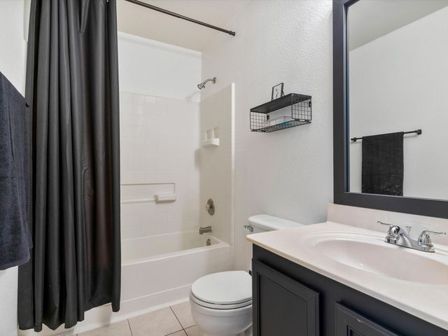 8207 Wesson Road, Arlington, TX 76002