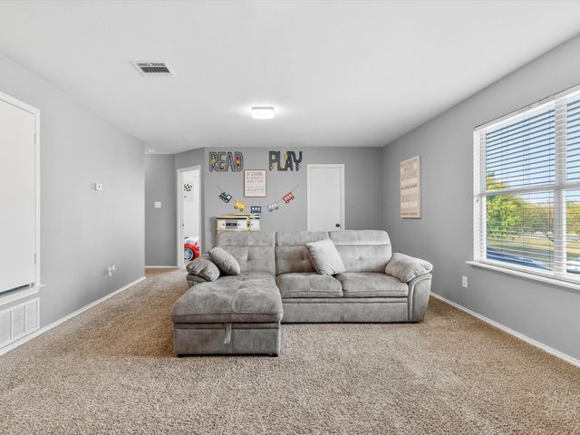 8207 Wesson Road, Arlington, TX 76002