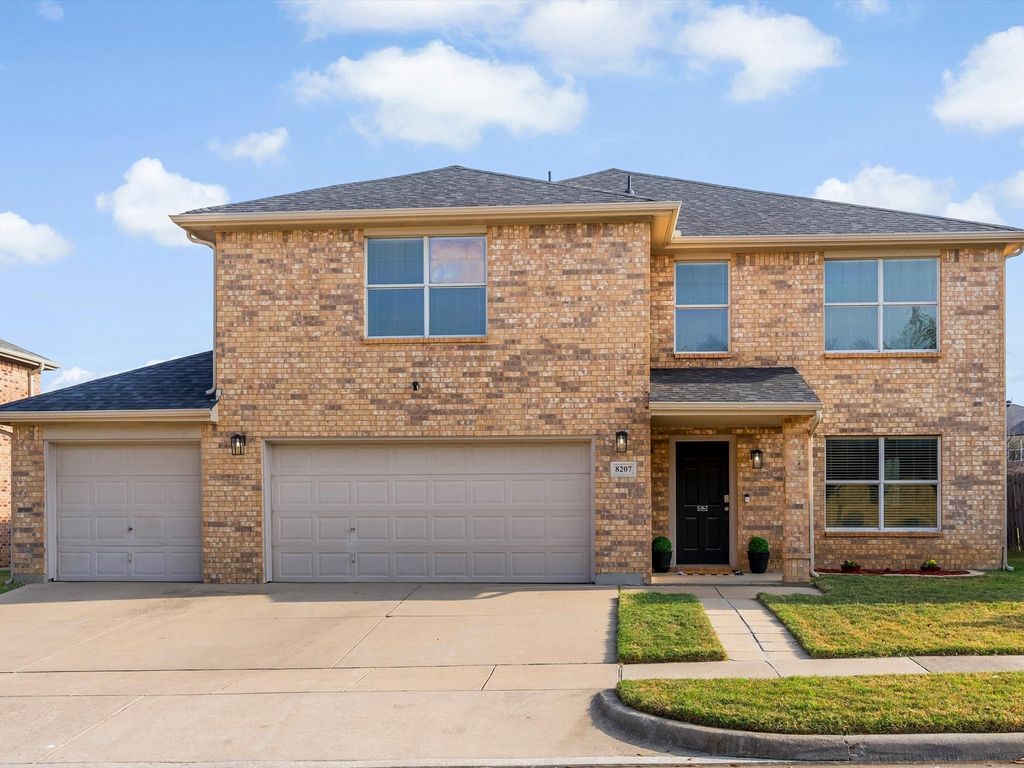 8207 Wesson Road, Arlington, TX 76002