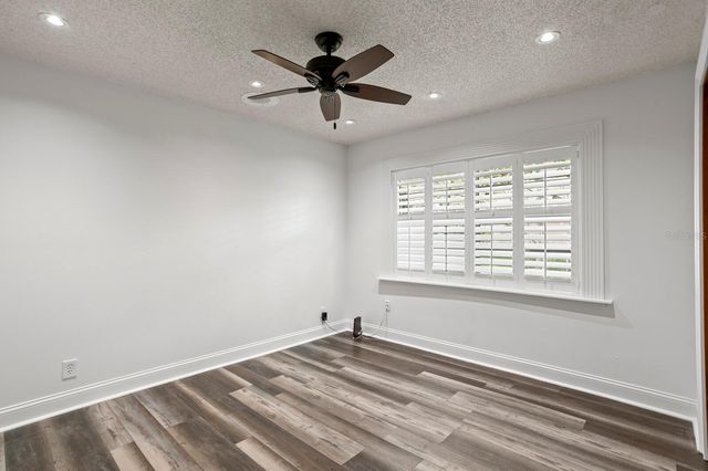 6314 E 112TH AVENUE, Tampa, FL 33617