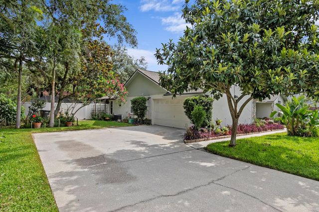 6314 E 112TH AVENUE, Tampa, FL 33617