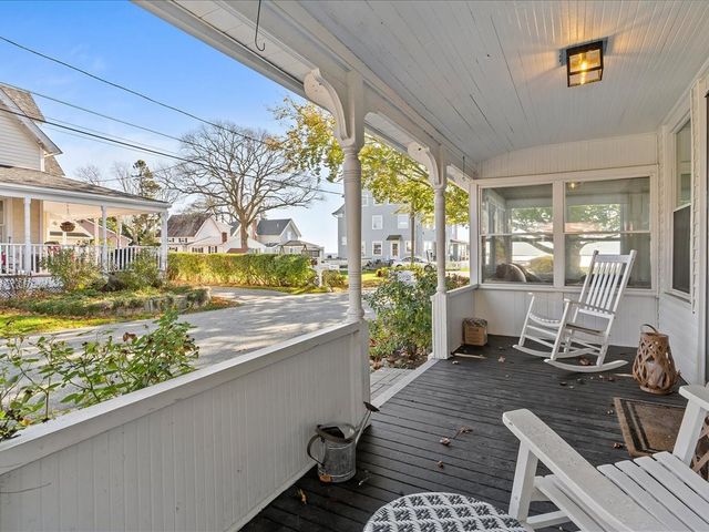 51 Ninth Avenue, Warwick, RI 02886