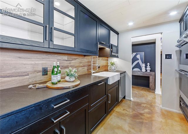 411 Lakewood Circle C706, Colorado Springs, CO 80910