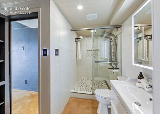 411 Lakewood Circle C706, Colorado Springs, CO 80910