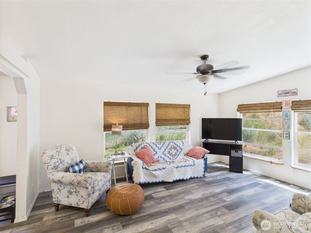 241 Wolf Fork Road, Dayton, WA 99328