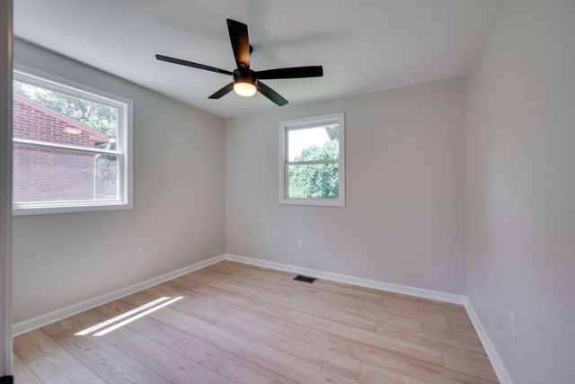 3189 Lagrange Dr, Nashville, TN 37218
