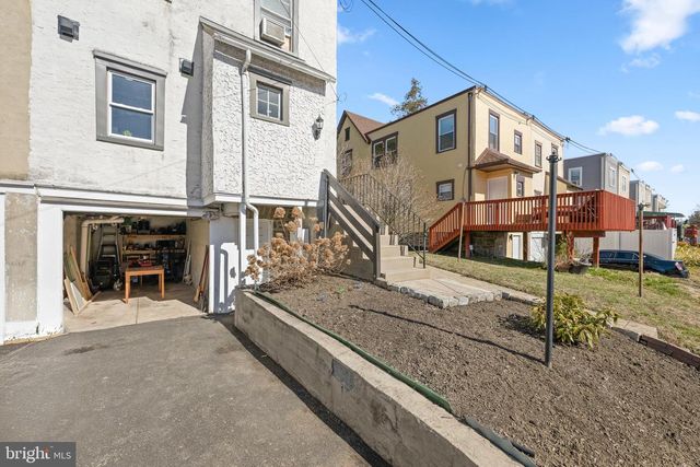 116 W MARSHALL RD, Lansdowne, PA 19050