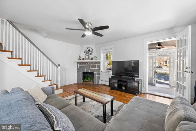 116 W MARSHALL RD, Lansdowne, PA 19050