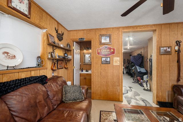 1829 W HERITAGE RANCH DR, Farr West, UT 84404