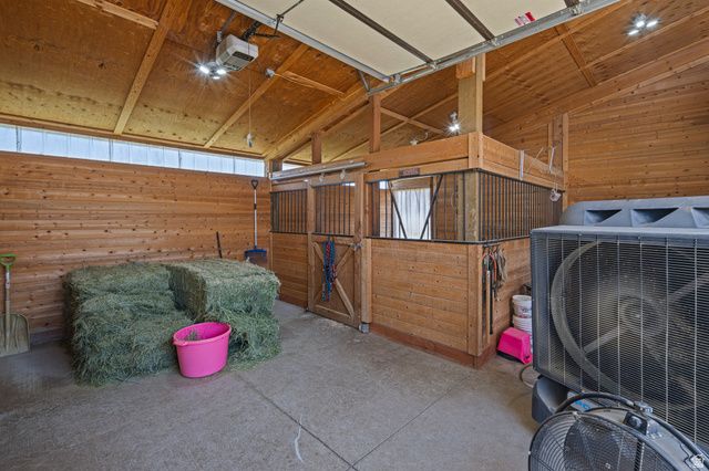1829 W HERITAGE RANCH DR, Farr West, UT 84404