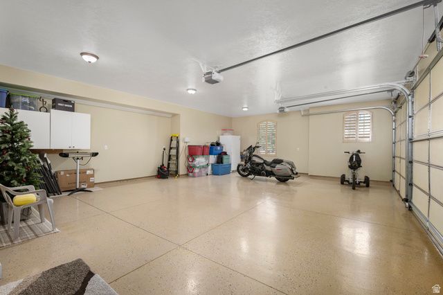1829 W HERITAGE RANCH DR, Farr West, UT 84404