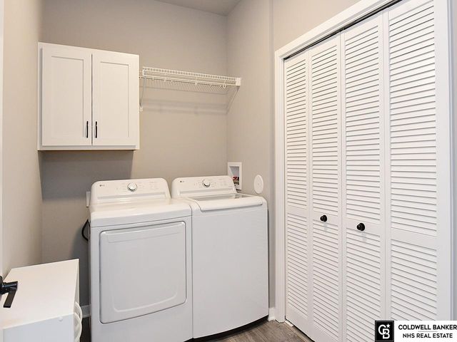 10560 Port Royal Drive, Papillion, NE 68046