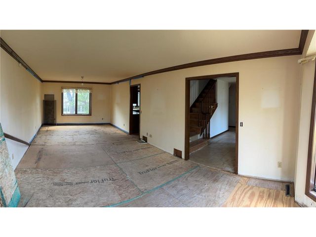 5505 Matterhorn Drive NE, Fridley, MN 55432