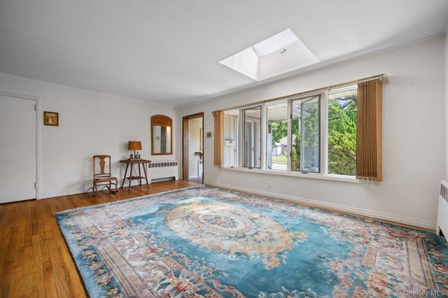 24 Cornell Drive, Great Neck, NY 11020