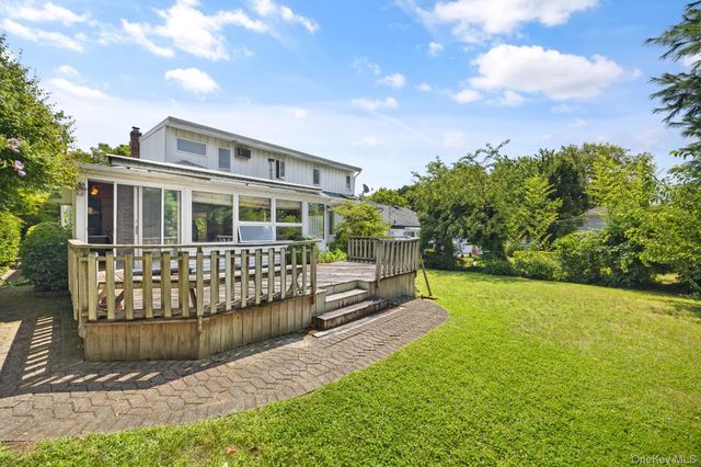 24 Cornell Drive, Great Neck, NY 11020
