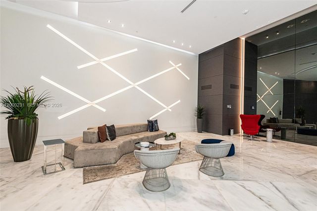 3300 NE 192nd St 711, Aventura, FL 33180