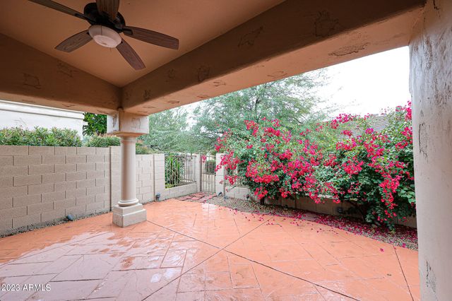 8941 E MAPLE Drive, Scottsdale, AZ 85255