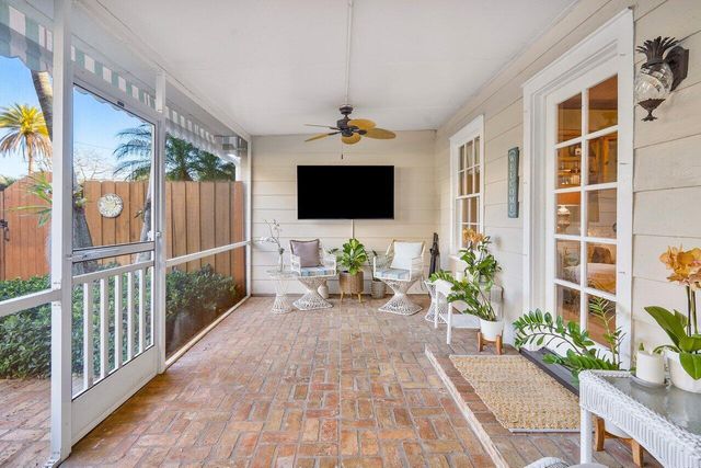 521 N Swinton Avenue, Delray Beach, FL 33444