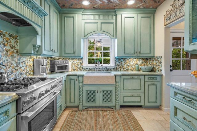 521 N Swinton Avenue, Delray Beach, FL 33444