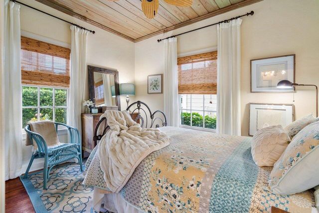 521 N Swinton Avenue, Delray Beach, FL 33444