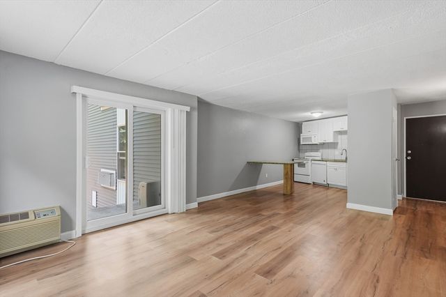 152 Turner Road 38, Holliston, MA 01746