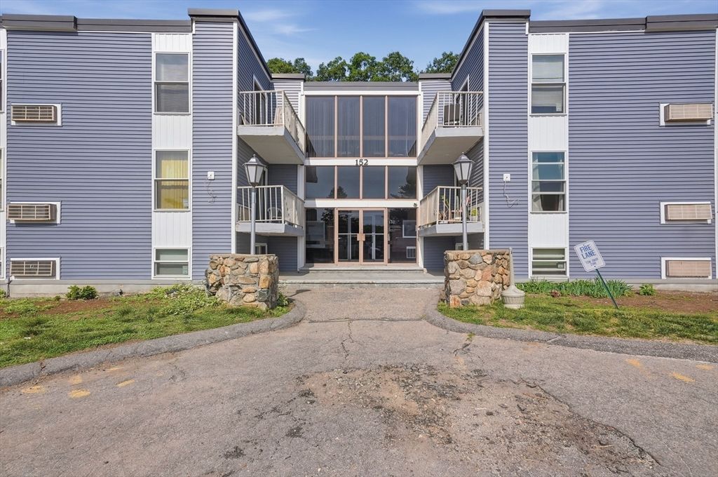 152 Turner Road 38, Holliston, MA 01746