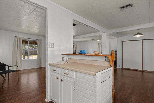 1647 Holiday Boulevard, Bossier City, LA 71112