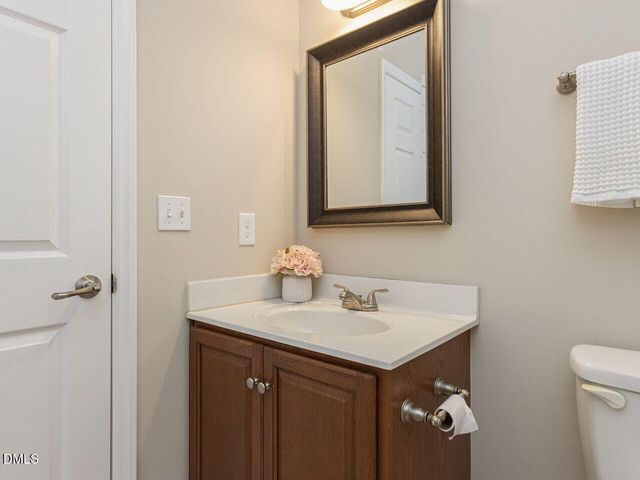 9405 Dominion Boulevard, Raleigh, NC 27617