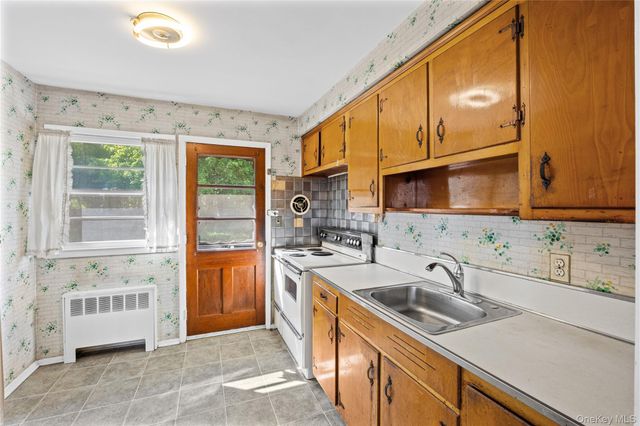 21 Morris Road, Bethpage, NY 11714