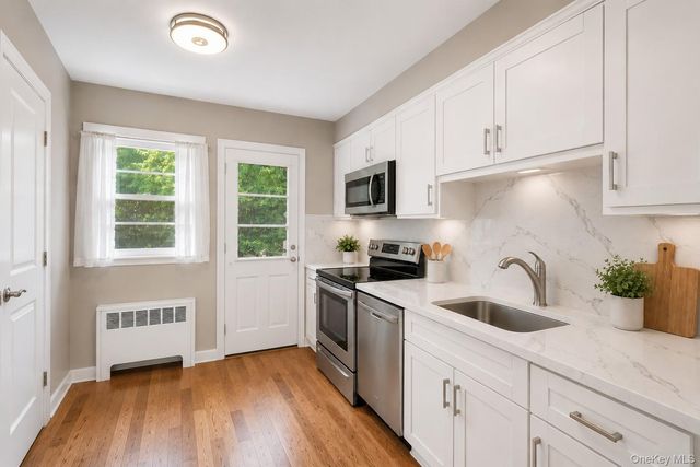 21 Morris Road, Bethpage, NY 11714