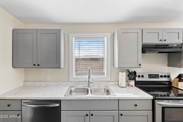 37531 W PIONEER Street, Tonopah, AZ 85354