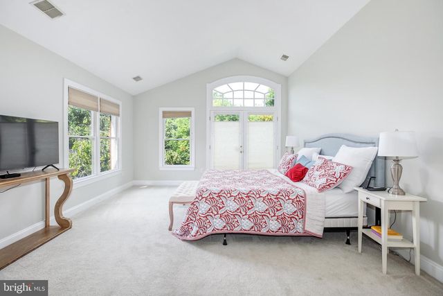 9304 WILDOAK DR, Bethesda, MD 20814