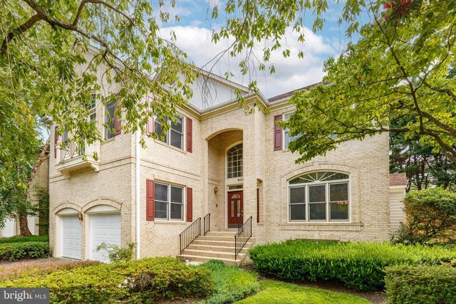 9304 WILDOAK DR, Bethesda, MD 20814