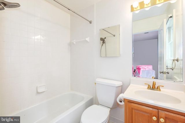 9304 WILDOAK DR, Bethesda, MD 20814