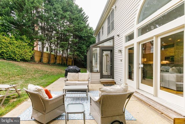 9304 WILDOAK DR, Bethesda, MD 20814