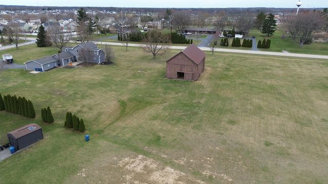 12817 Grant Street, Crown Point, IN 46307