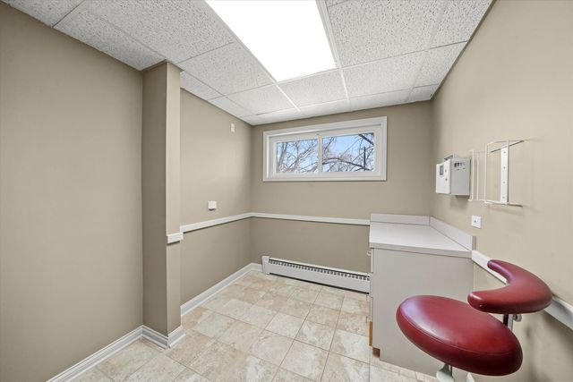 6067 N Northwest Highway, Chicago, IL 60631