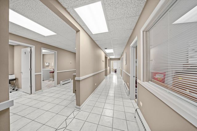 6067 N Northwest Highway, Chicago, IL 60631