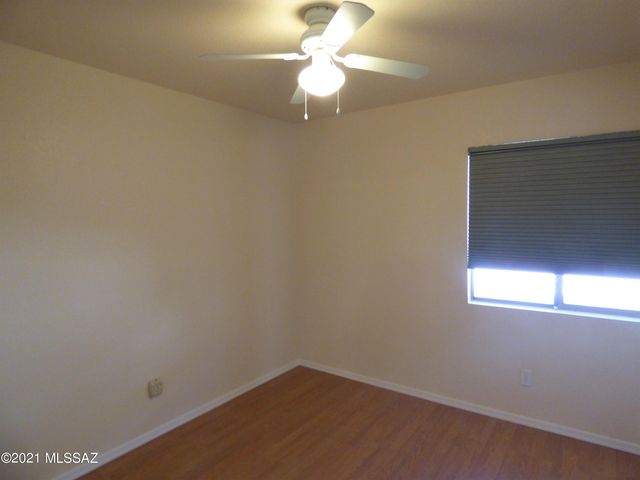 8704 N Frampton Place, Tucson, AZ 85742