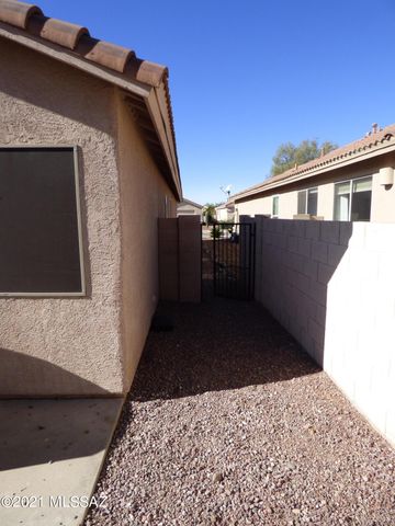 8704 N Frampton Place, Tucson, AZ 85742