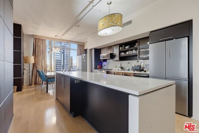 1100 S Hope Street 1302, Los Angeles, CA 90015