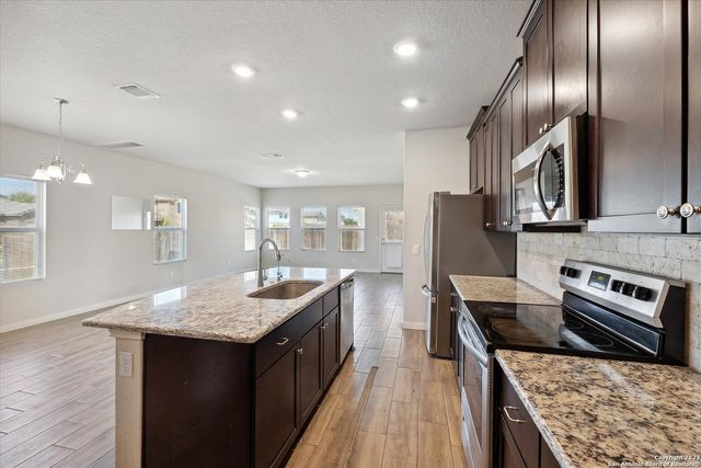 7831 Sunrise Cay, San Antonio, TX 78251